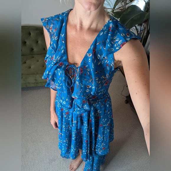 Lulu's Floral Ruffle Hi-Lo Dress Size XS Blue Vacation - Picture 12 of 13